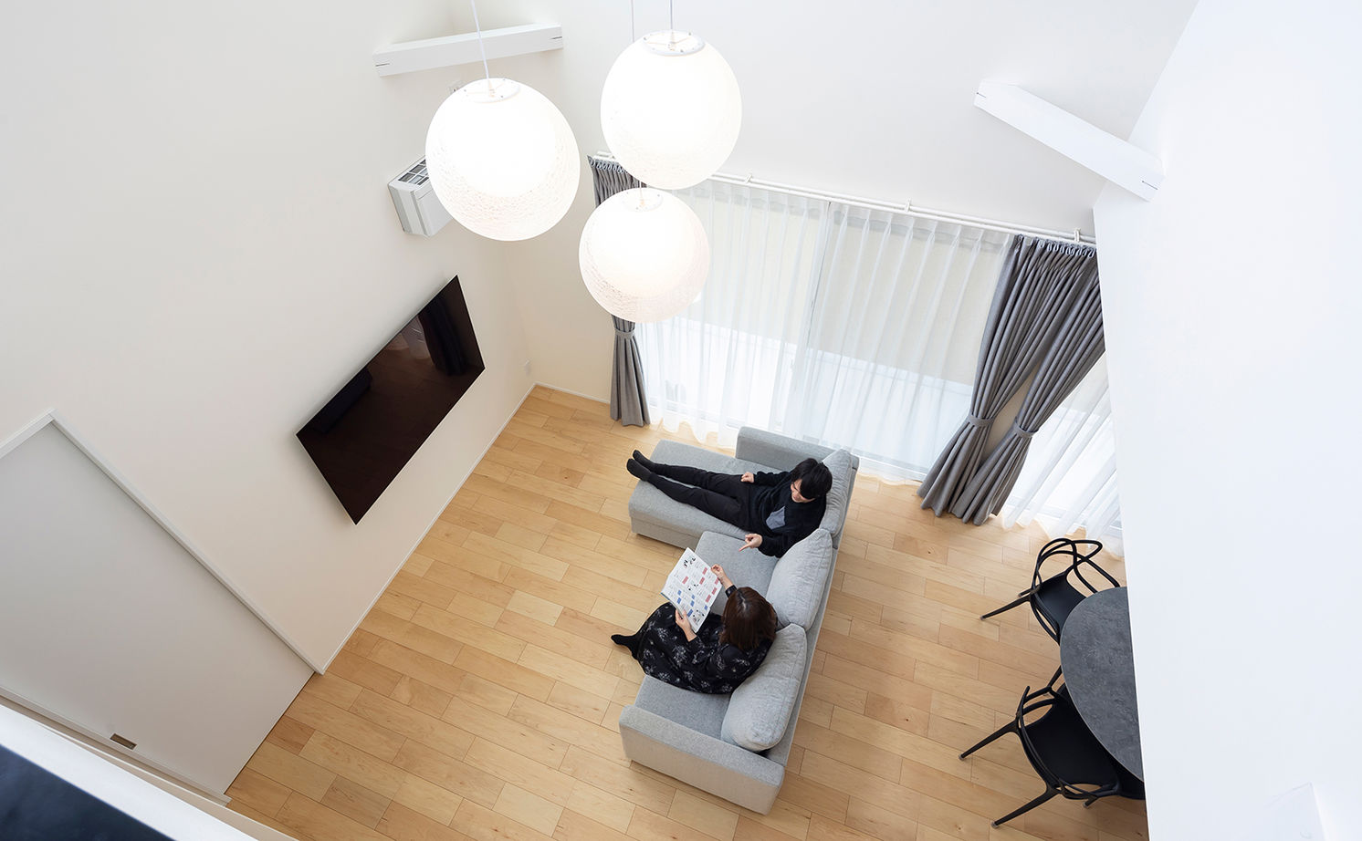 アールギャラリー(アールプランナー) 【平屋/3000万円台/30坪台/3LDK/間取り図】明るい空の景色が日常になる。天井高5ｍ超の吹抜けを叶えた平屋の建築実例画像8