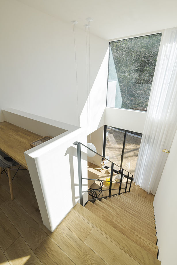 アールギャラリー(アールプランナー) 【2000万円台/35坪台/間取り有】2つのワークスペース＆森カフェのある家。オンもオフも充実する、素敵空間の建築実例画像14