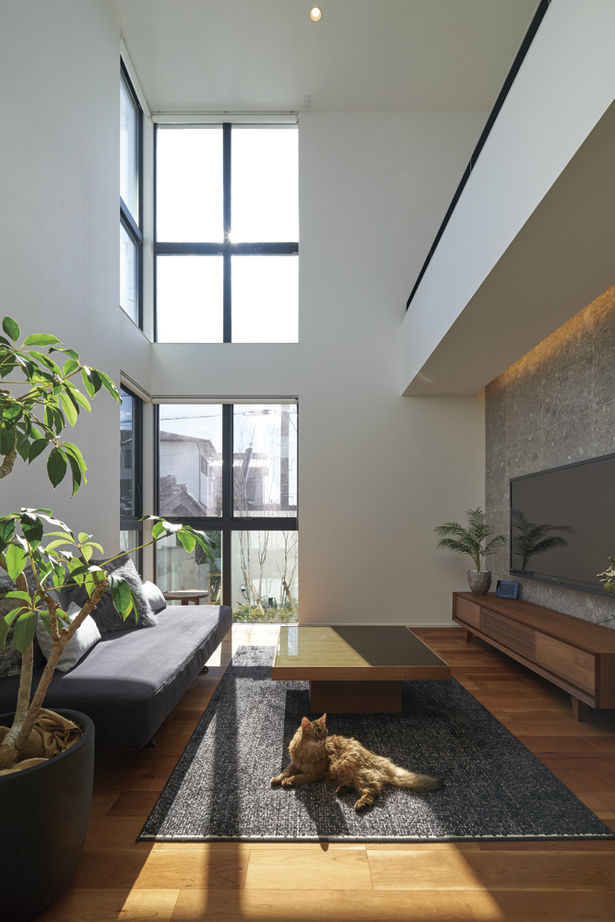 アールギャラリー(アールプランナー) 【ハイグレード/50坪台/間取り図】屋外にも、屋内にも“非日常”を。ビルトインガレージと中庭を楽しむ家の建築実例画像2