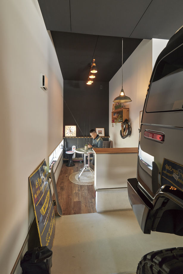 アールギャラリー(アールプランナー) 【ハイグレード/50坪台/間取り図】屋外にも、屋内にも“非日常”を。ビルトインガレージと中庭を楽しむ家の建築実例画像5