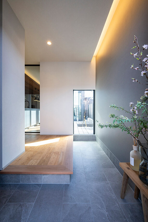 アールギャラリー(アールプランナー) 【3000万円台/30坪台/間取り図】ピットリビング、中庭、屋上庭園を実現。限られた敷地に広がるリゾート空間の建築実例画像11