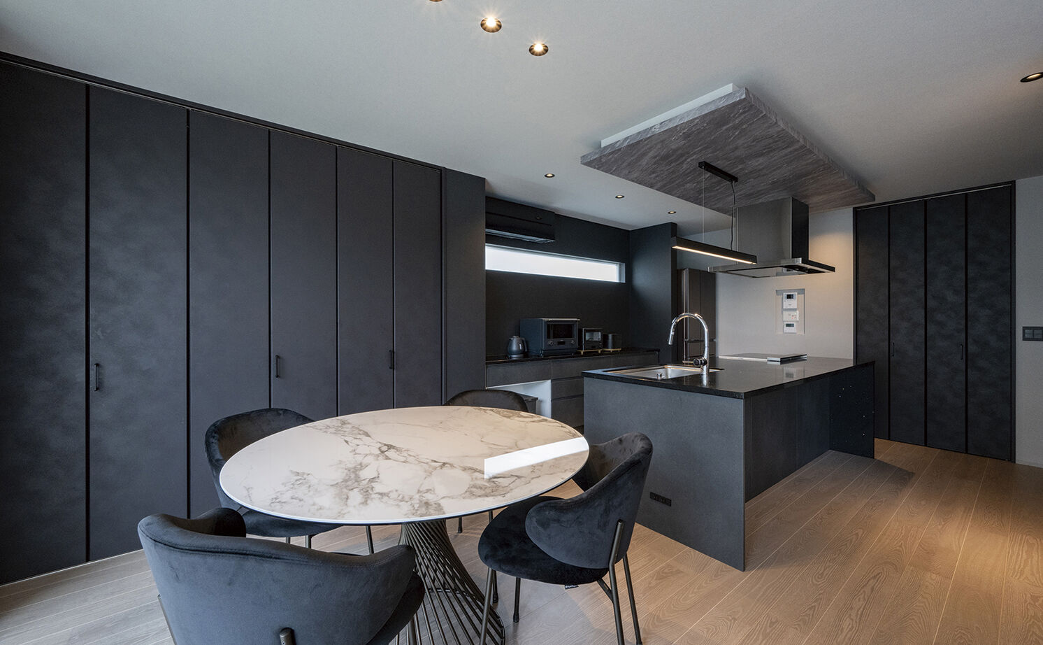 アールギャラリー(アールプランナー) 【2000万円台/30坪台/間取り図】ホテルに泊まるように暮らす、大人モダン空間。憧れのライフスタイルを形にの建築実例画像7