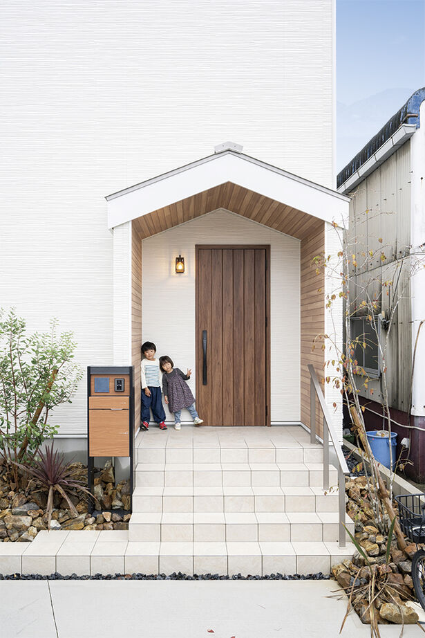 アールギャラリー(アールプランナー) 【2000万円台/35坪台/間取り有】吹抜けリビングで紡ぐ、家族時間。居場所選びが楽しくなる家の建築実例画像19