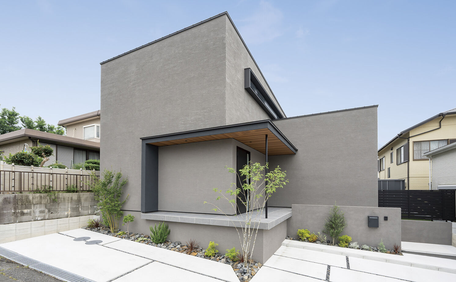 アールギャラリー(アールプランナー) 【3000万円台/30坪台/間取り図】素材使いとスタイリングの妙で、ホテルライクな暮らしを楽しむ家の建築実例画像1