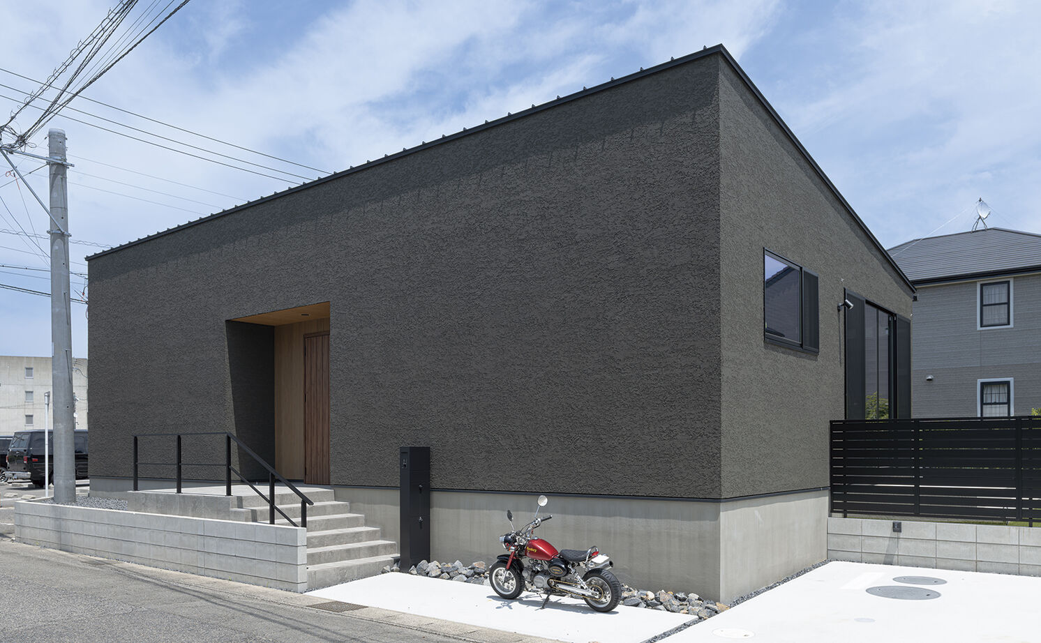 アールギャラリー(アールプランナー) 【2000万円台/平屋建て＆塗り壁/間取り図】屋内にいながら、外遊び気分。インナーテラスがある平屋建ての建築実例画像3