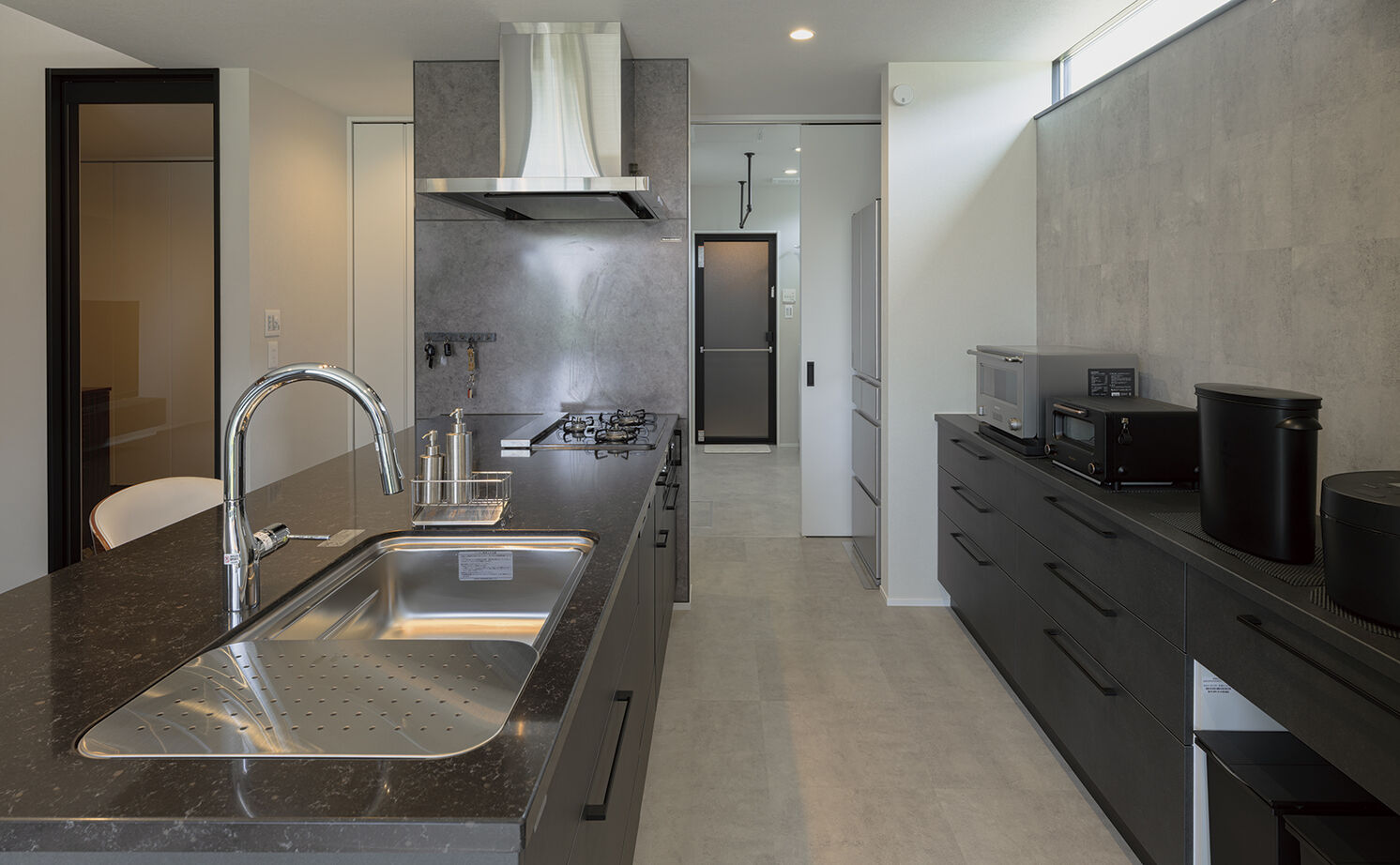 アールギャラリー(アールプランナー) 【2000万円台/平屋建て＆塗り壁/間取り図】屋内にいながら、外遊び気分。インナーテラスがある平屋建ての建築実例画像12