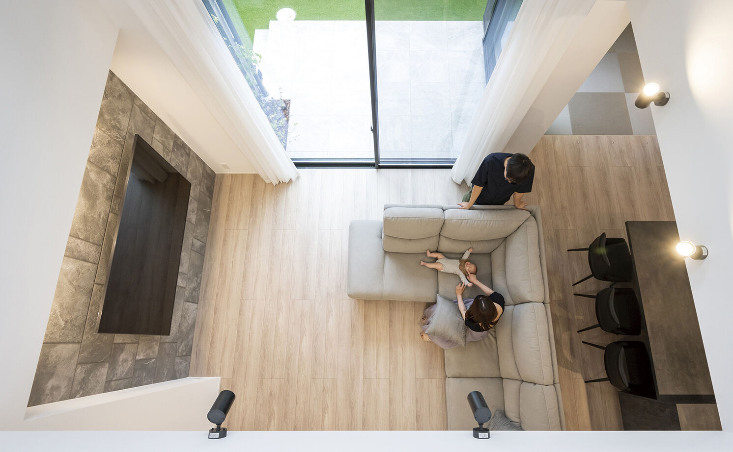 アールギャラリー(アールプランナー) 【3000万円台/40坪台/間取り図】5ｍ超の吹抜けリビング×回遊動線。非日常と日常が交差する家の建築実例画像6