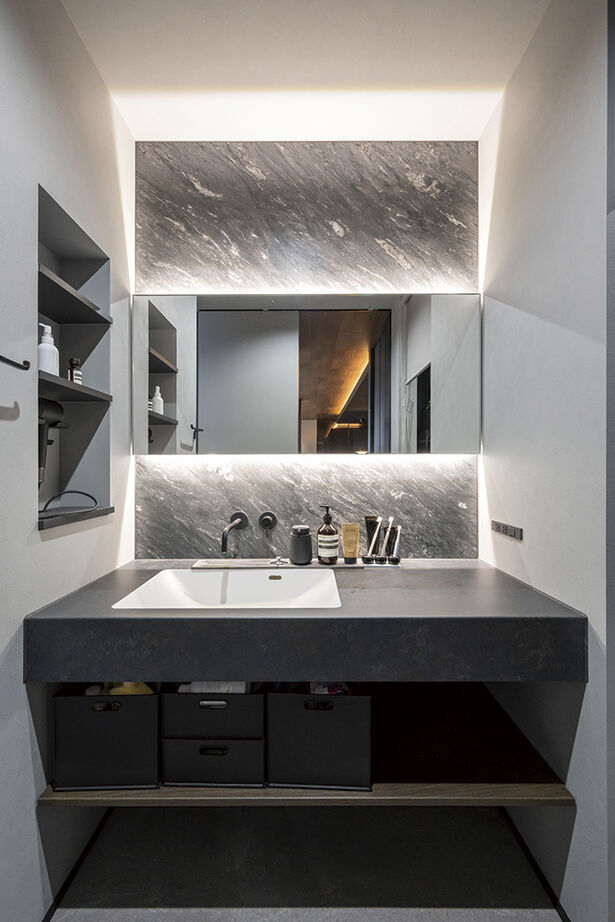 アールギャラリー(アールプランナー) 【3000万円台/30坪台/間取り図】吹抜け×中庭×シースルー階段。駅近立地を感じさせない、リゾート空間の建築実例画像15