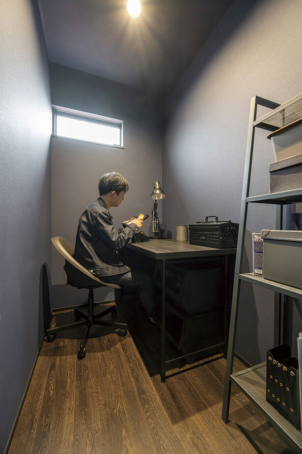 アールギャラリー(アールプランナー) 【3000万円台/30坪台/間取り図】吹抜け×中庭×シースルー階段。駅近立地を感じさせない、リゾート空間の建築実例画像16