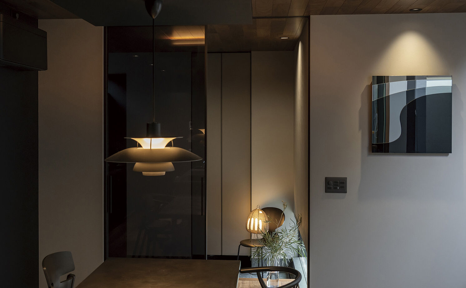 アールギャラリー(アールプランナー) 【3000万円台/30坪台/間取り図】吹抜け×中庭×シースルー階段。駅近立地を感じさせない、リゾート空間の建築実例画像18