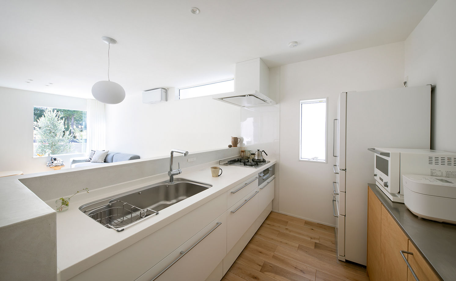 アールギャラリー(アールプランナー) 【1000万円台/20坪台/間取り有/コの字/中庭】家づくりから、暮らしづくりへ。緑景を暮らしに取り込む家の建築実例画像6