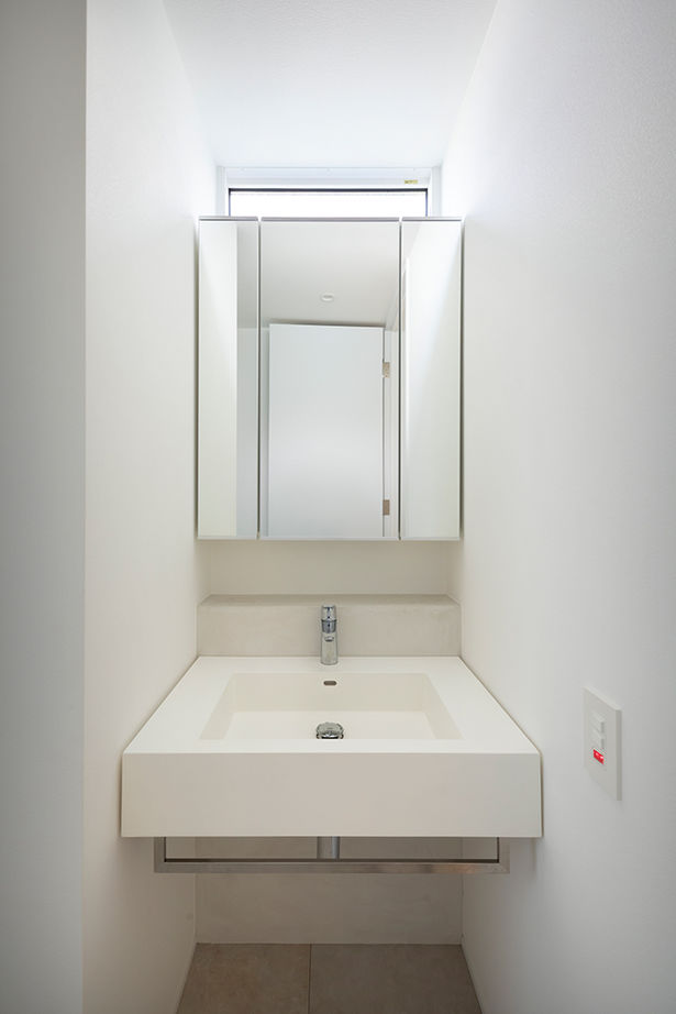 アールギャラリー(アールプランナー) 【1000万円台/20坪台/間取り有/コの字/中庭】家づくりから、暮らしづくりへ。緑景を暮らしに取り込む家の建築実例画像9