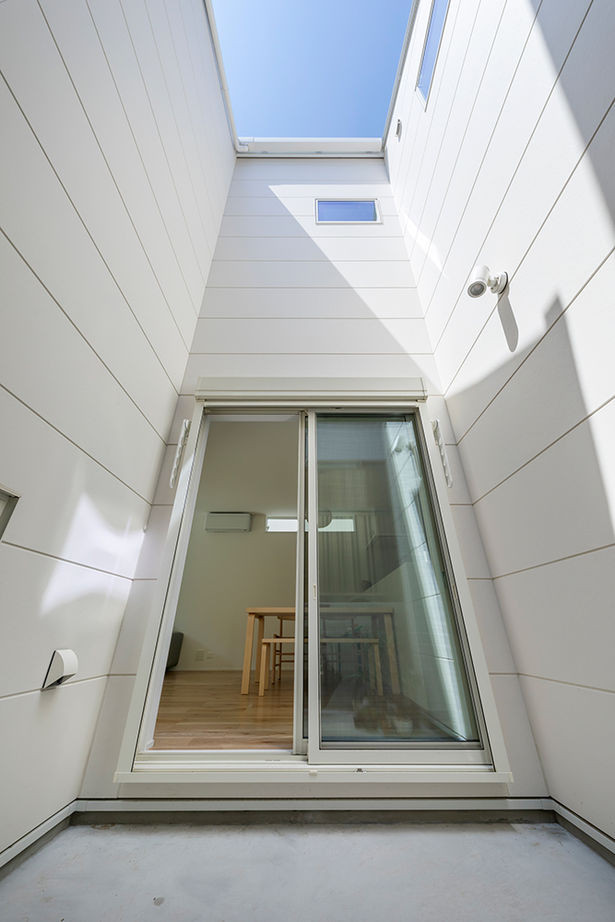 アールギャラリー(アールプランナー) 【1000万円台/20坪台/間取り有/コの字/中庭】家づくりから、暮らしづくりへ。緑景を暮らしに取り込む家の建築実例画像12