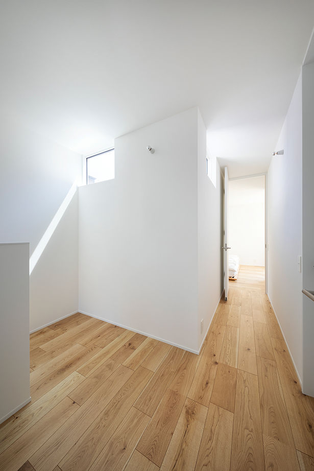 アールギャラリー(アールプランナー) 【1000万円台/20坪台/間取り有/コの字/中庭】家づくりから、暮らしづくりへ。緑景を暮らしに取り込む家の建築実例画像17