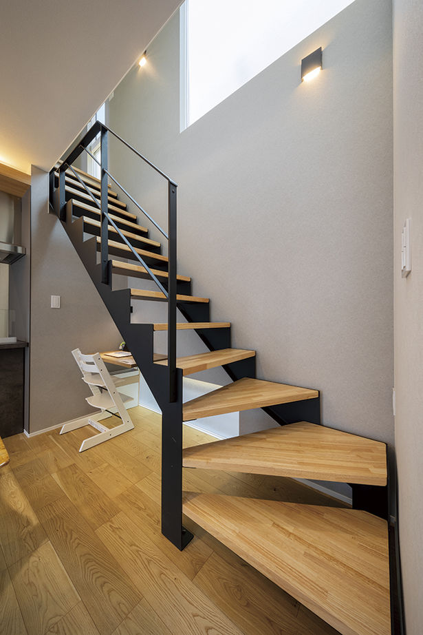 アールギャラリー(アールプランナー) 【3000万円台/2階建て/40坪台/間取り図】立地条件に左右されない、コートプラン。南面を閉じても明るい家の建築実例画像10