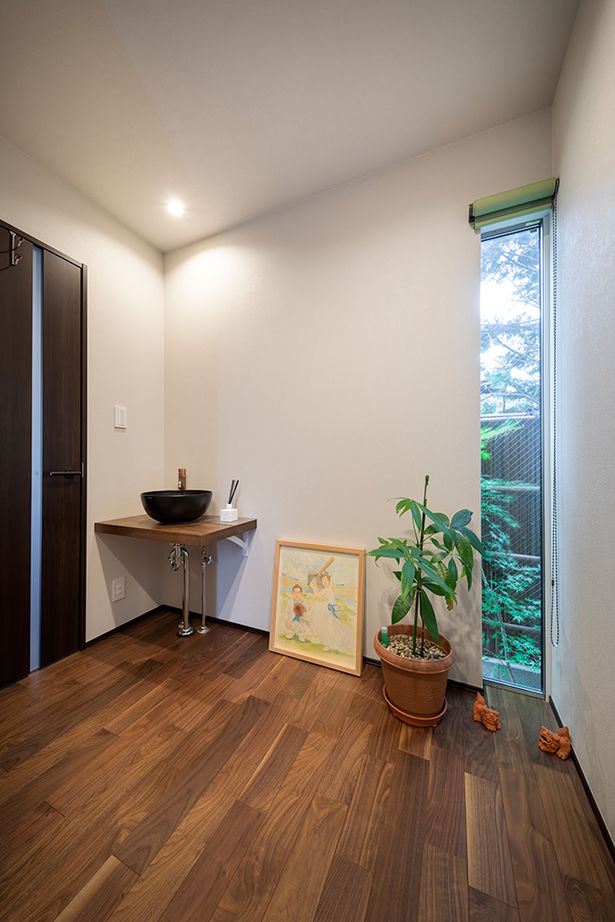 アールギャラリー(アールプランナー) 【1900万円台/30坪台/間取り図】中庭で非日常を楽しむ家。スキップフロア＆ピットリビングで居心地も◎の建築実例画像17