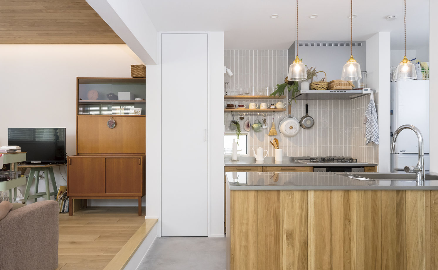 アールギャラリー(アールプランナー) 【2000万円台/28坪台/間取り有/Fの家】土間キッチンを現代風にアレンジ。日本家屋の伝統美が融合する家の建築実例画像11