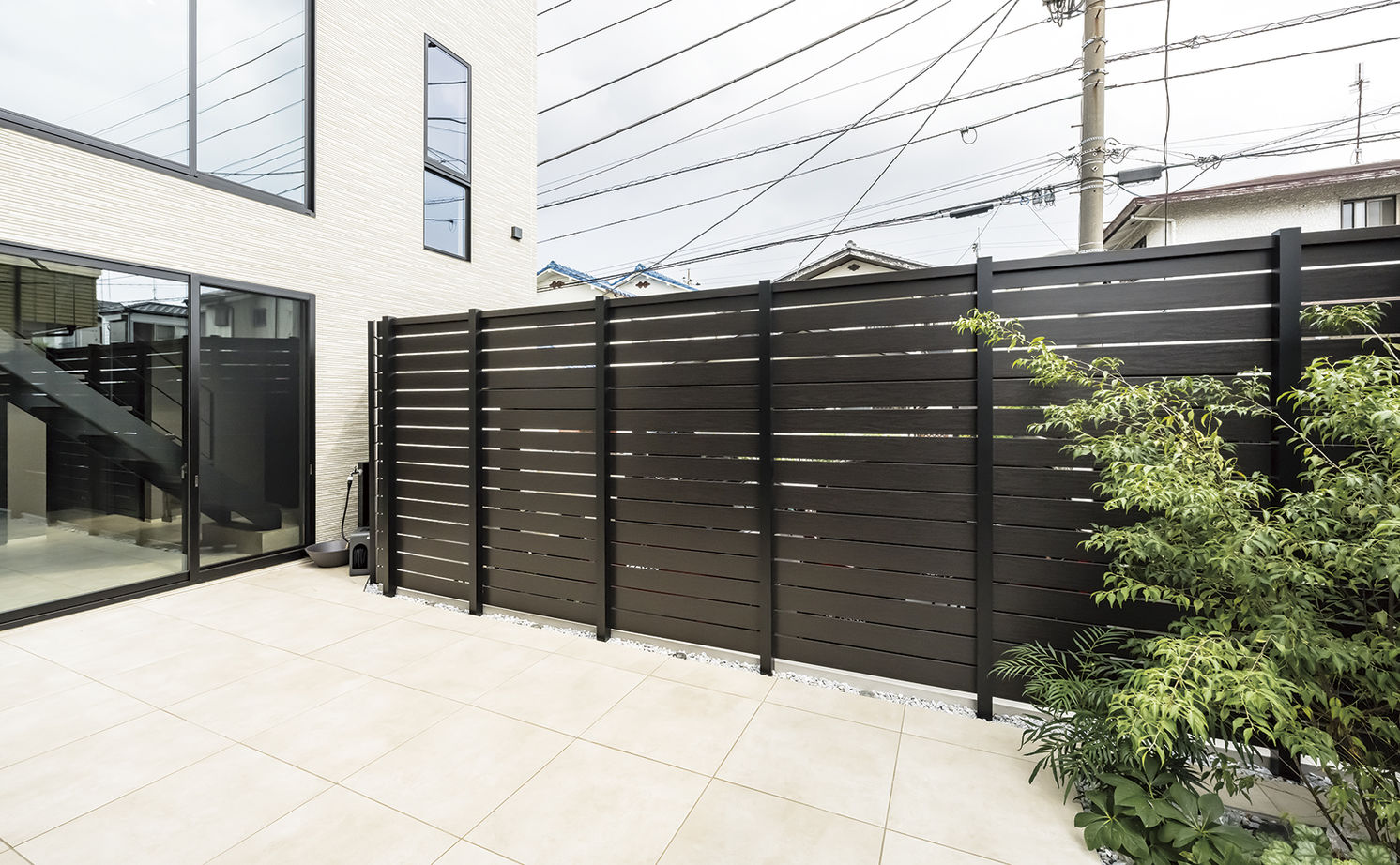 アールギャラリー(アールプランナー) 【3000万円台/47坪台/間取り図】5ｍ超の吹抜けリビング×家事ラク動線。ホテルライクと実用性の両立空間の建築実例画像10