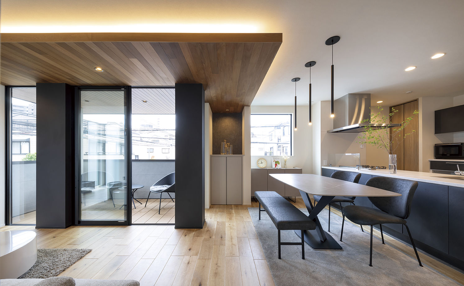 アールギャラリー(アールプランナー) 【3000万円台/3階建て/間取り図】20坪台でリゾートホテルのような寛ぎを。家族時間を謳歌する、3階建ての建築実例画像2