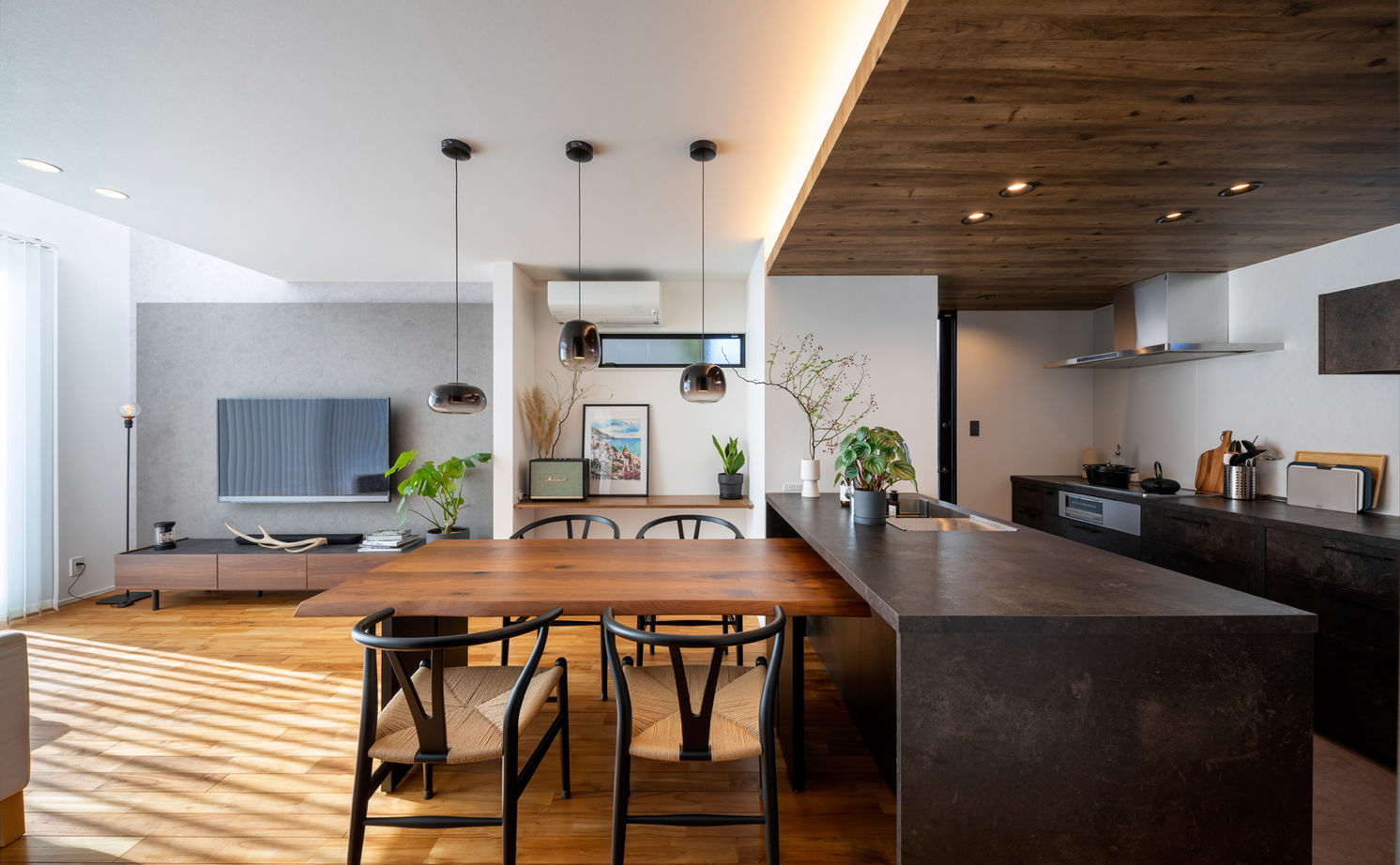 アールギャラリー(アールプランナー) 【2000万円台/30坪台/間取り図】吹抜け×快適動線で、面積以上の広がりを。都市生活で非日常を満喫する家の建築実例画像7