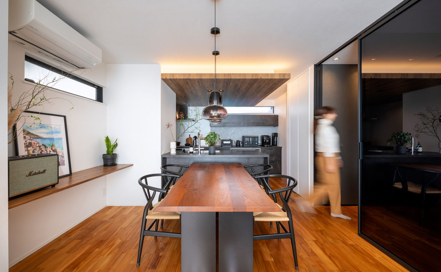 アールギャラリー(アールプランナー) 【2000万円台/30坪台/間取り図】吹抜け×快適動線で、面積以上の広がりを。都市生活で非日常を満喫する家の建築実例画像8