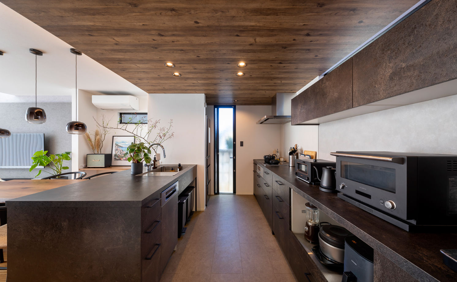 アールギャラリー(アールプランナー) 【2000万円台/30坪台/間取り図】吹抜け×快適動線で、面積以上の広がりを。都市生活で非日常を満喫する家の建築実例画像10