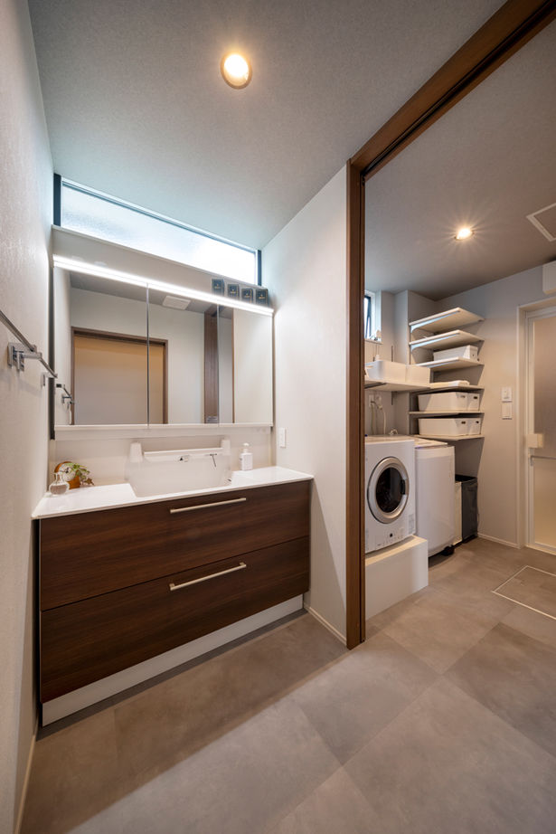 アールギャラリー(アールプランナー) 【ハイグレード住宅/50坪台/2階建て/間取り図】都市生活で叶える二世帯住宅。非日常と家事ラクが共存する家の建築実例画像10