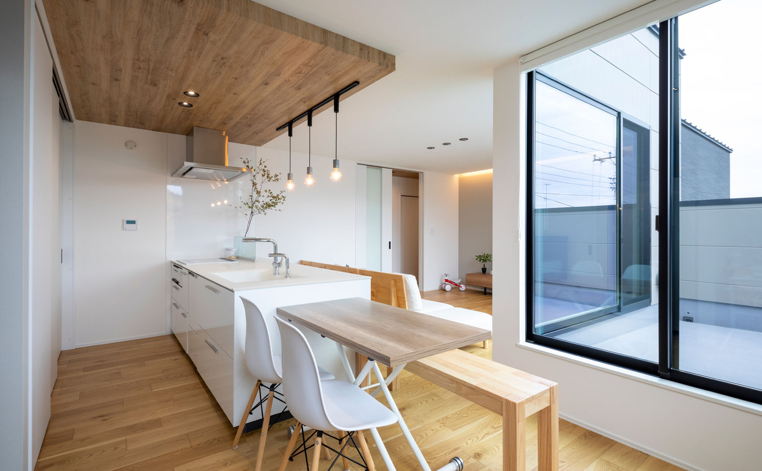 アールギャラリー(アールプランナー) 【ハイグレード住宅/50坪台/2階建て/間取り図】都市生活で叶える二世帯住宅。非日常と家事ラクが共存する家の建築実例画像18