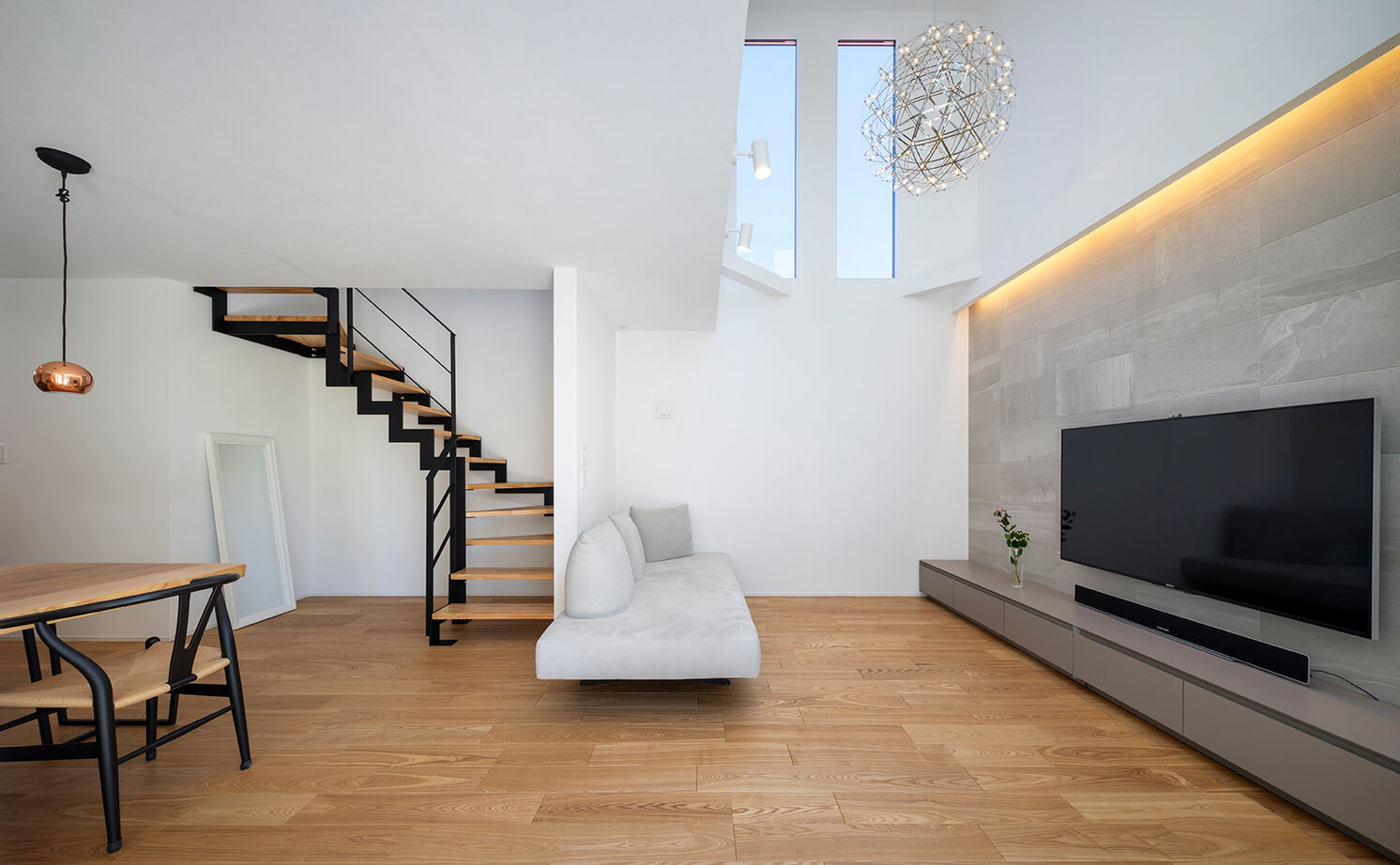 アールギャラリー(アールプランナー) 【3000万円台/シンプルモダン/30坪台/間取り図】カーテンのいらない都市生活。テラスを囲む、コの字型の家の建築実例画像14