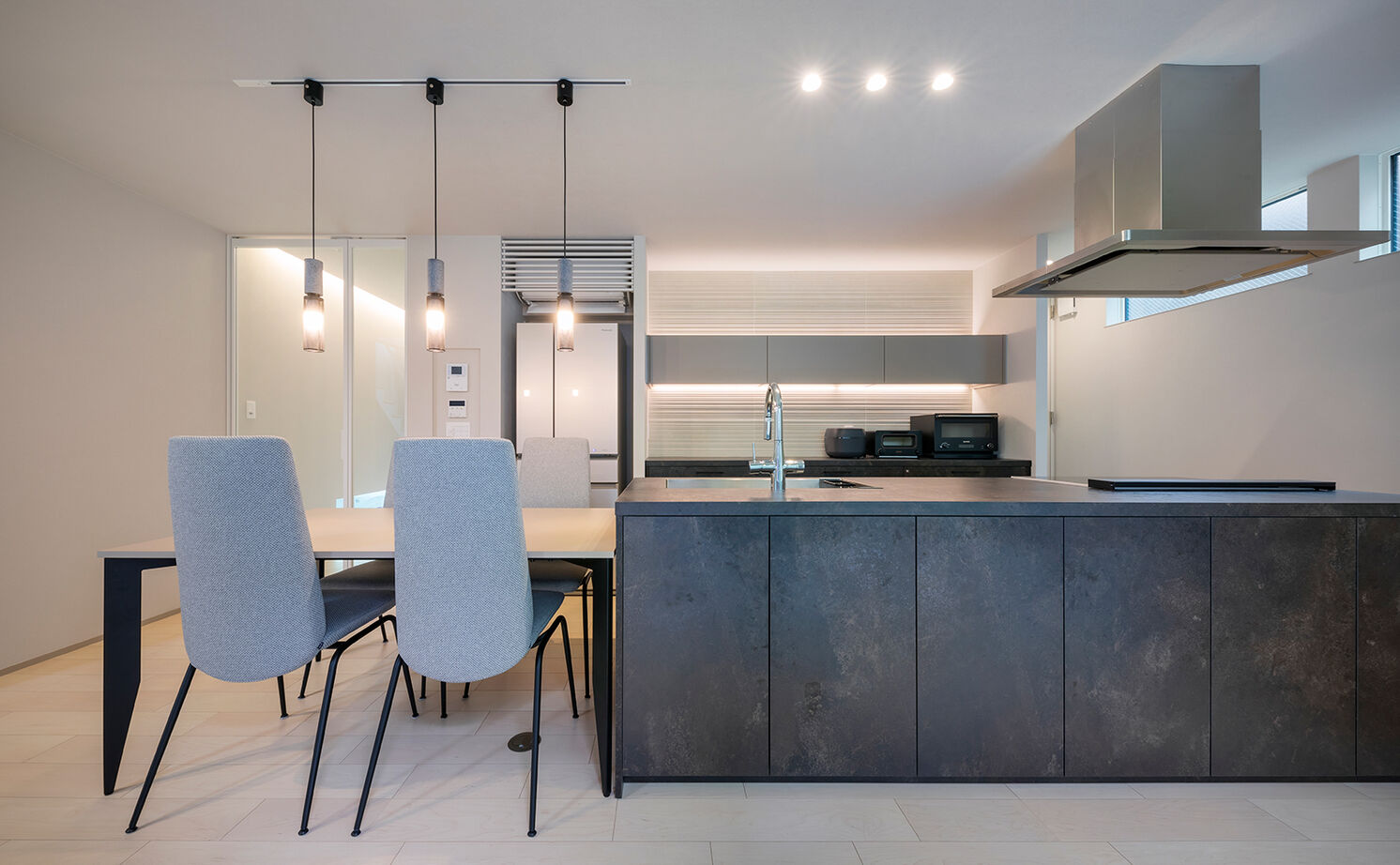 アールギャラリー(アールプランナー) 【ハイグレード住宅/40坪台/間取り図】北欧モダンと和の様式美の融合・ジャパンディスタイル。多層構造の家の建築実例画像9