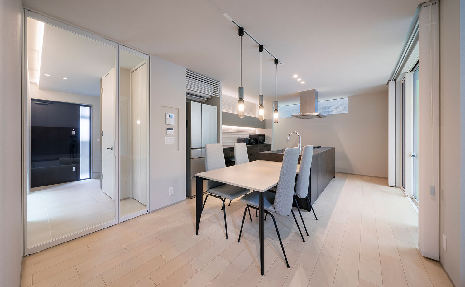 アールギャラリー(アールプランナー) 【ハイグレード住宅/40坪台/間取り図】北欧モダンと和の様式美の融合・ジャパンディスタイル。多層構造の家の建築実例画像10