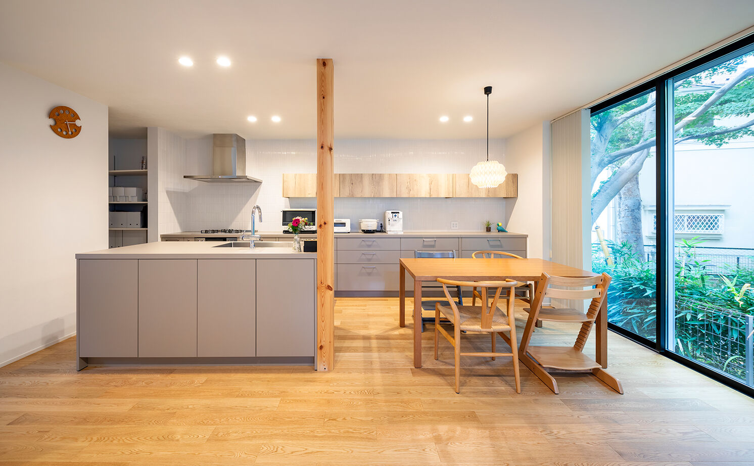 アールギャラリー(アールプランナー) 【2000万円台/29坪台/間取り図】限られた敷地を活かす設計術。ウッドデッキと緑景で、面積以上の開放感をの建築実例画像17