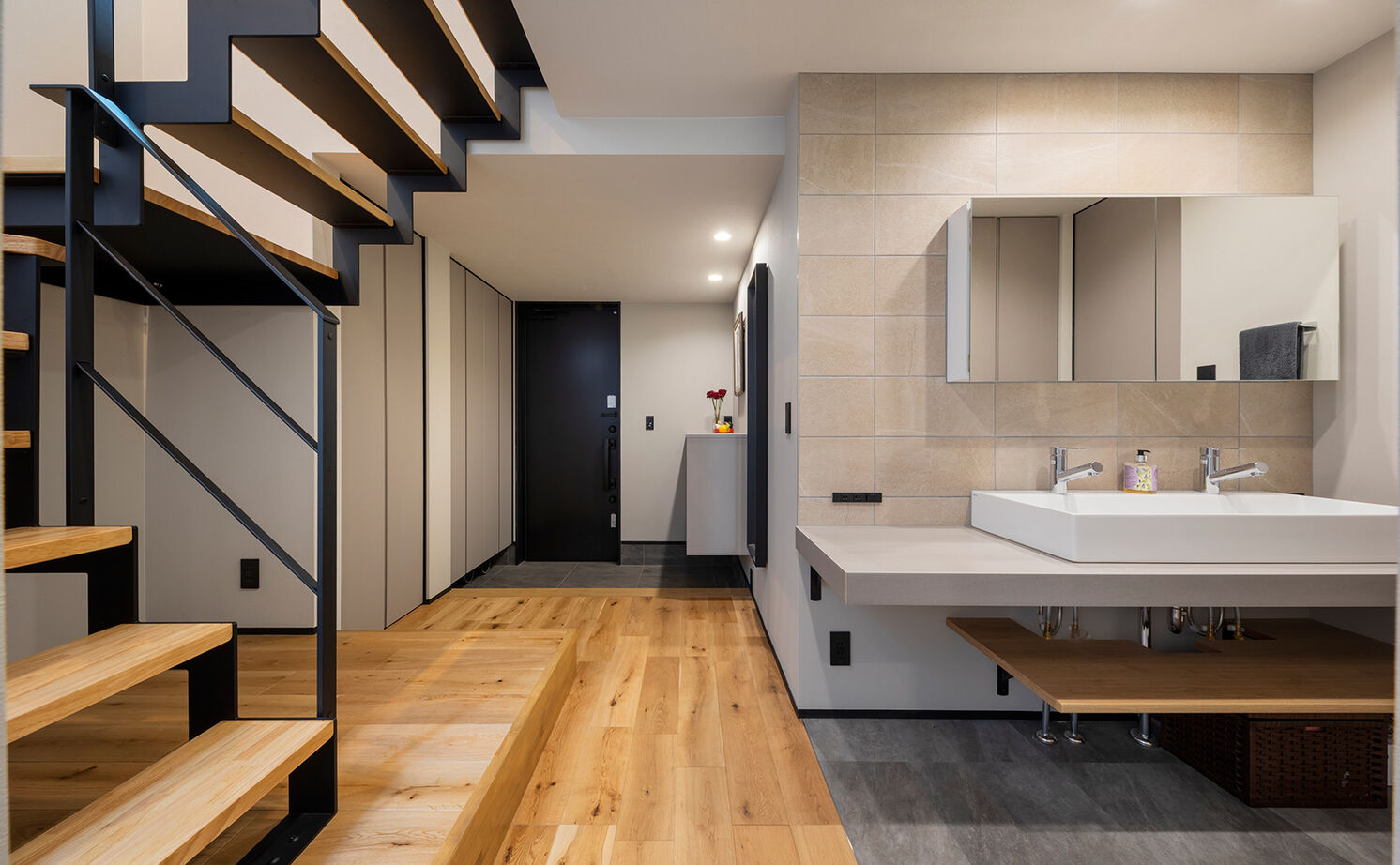 アールギャラリー(アールプランナー) 【2000万円台/30坪台】27坪台の敷地で建てる、2階LDKプラン。「空間のタテ使い」で広く暮らすの建築実例画像12