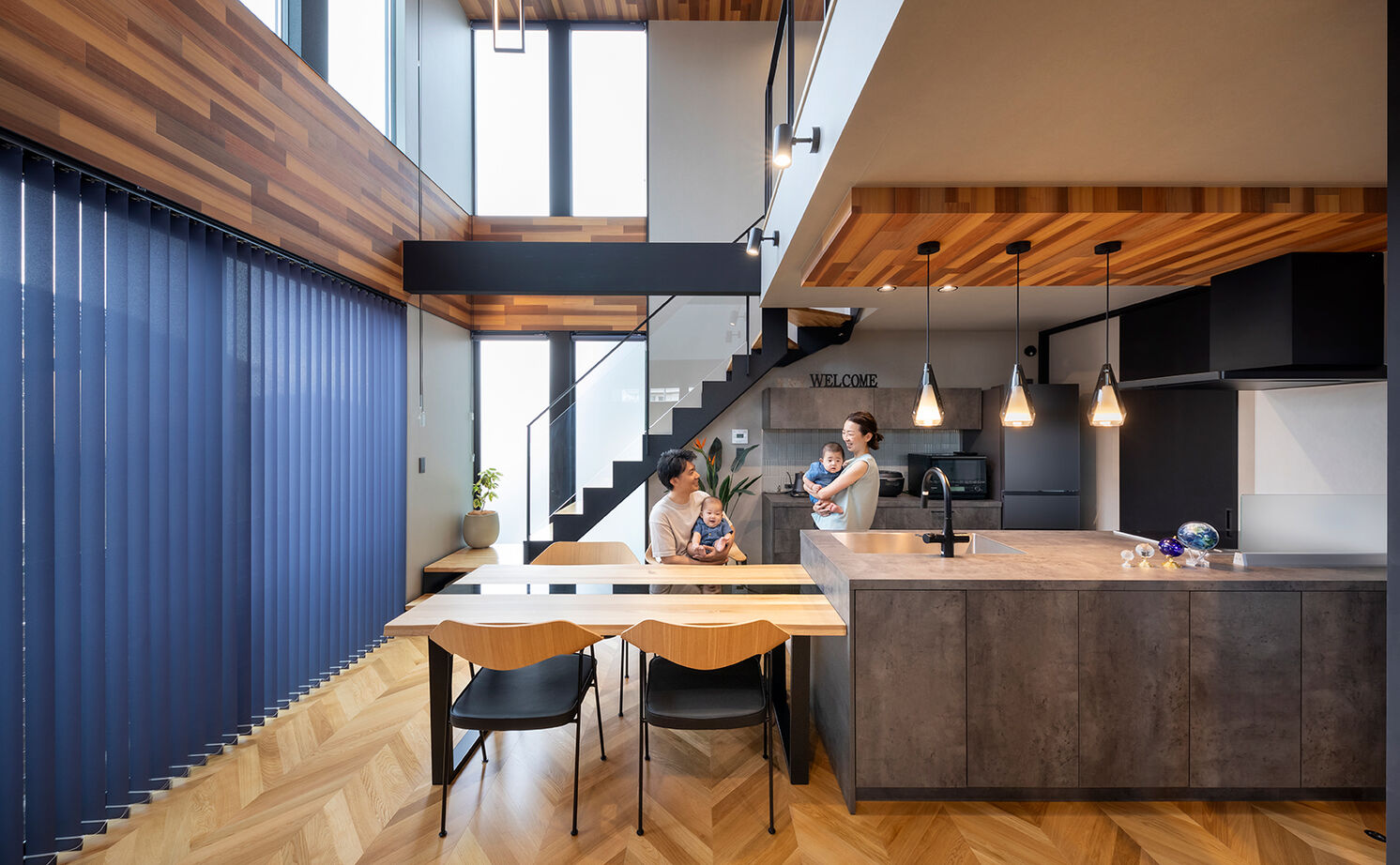 アールギャラリー(アールプランナー) 【3000万円台/30坪台/3LDK/間取り図】吹抜け×大窓×屋上庭園×家事ラク動線。日常と非日常がつながる素敵空間の建築実例画像4