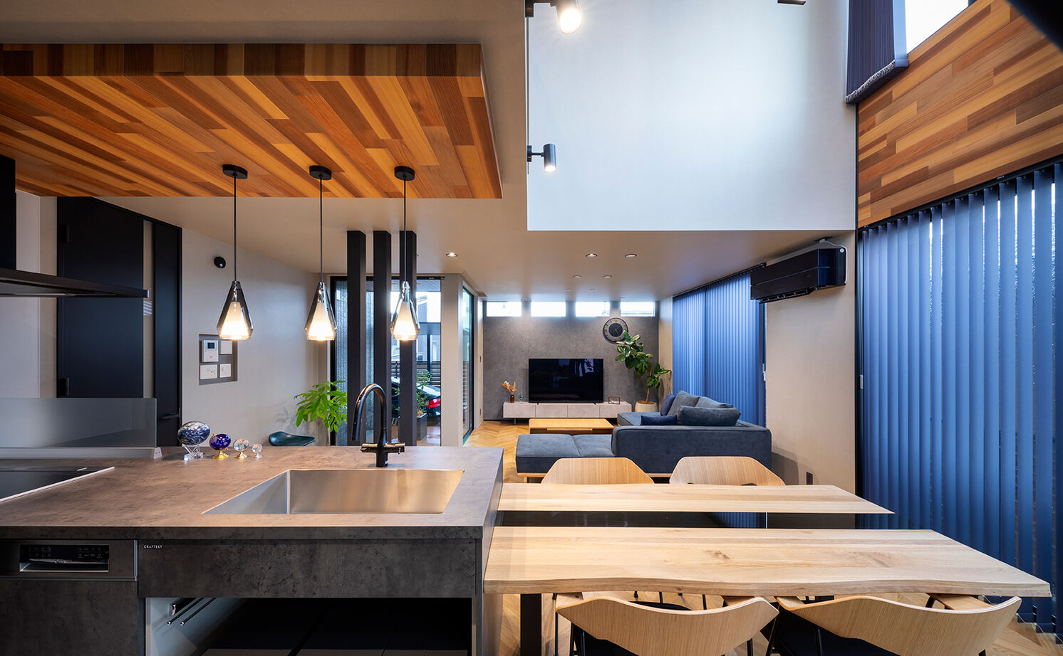 アールギャラリー(アールプランナー) 【3000万円台/30坪台/3LDK/間取り図】吹抜け×大窓×屋上庭園×家事ラク動線。日常と非日常がつながる素敵空間の建築実例画像9