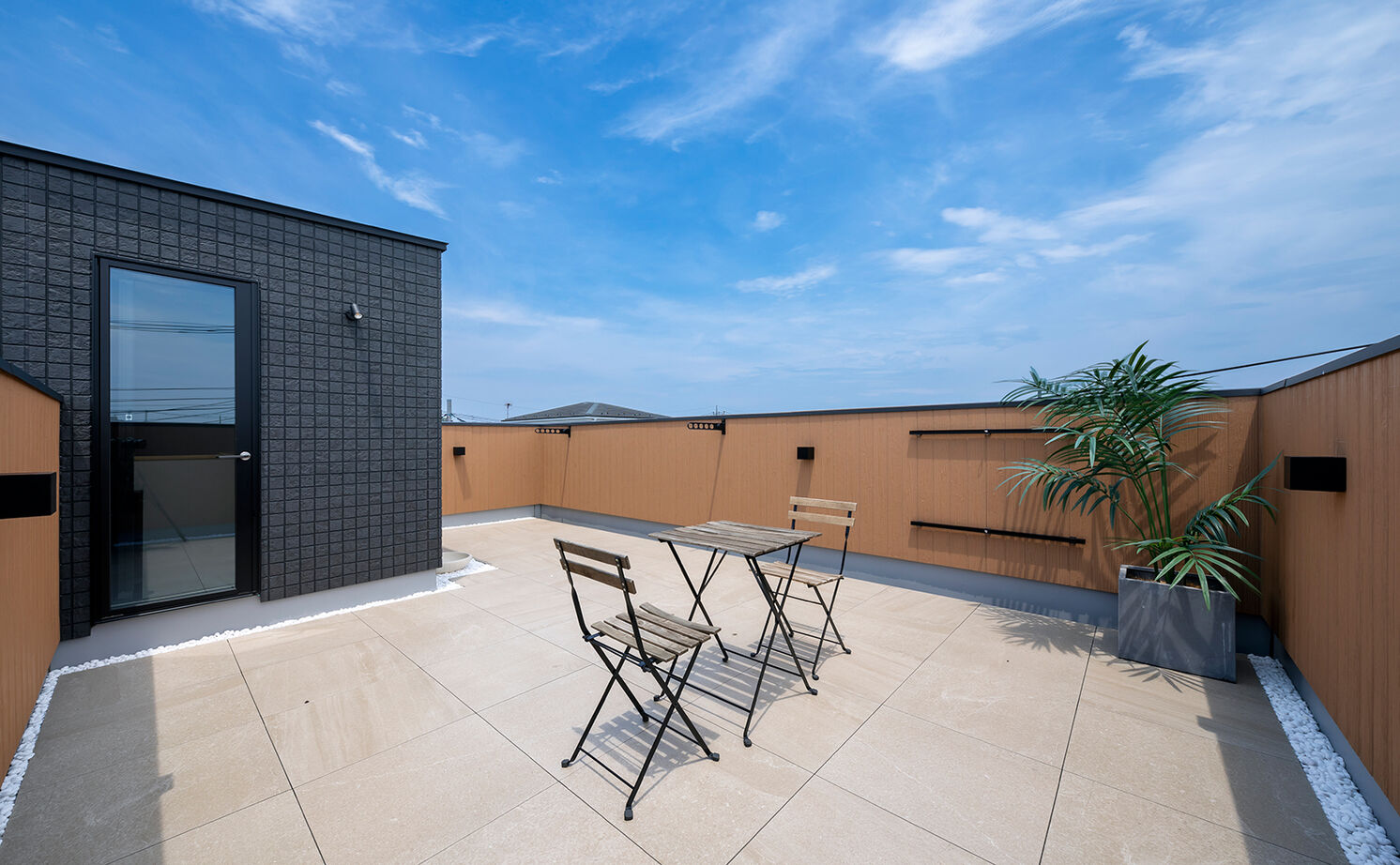 アールギャラリー(アールプランナー) 【3000万円台/30坪台/3LDK/間取り図】吹抜け×大窓×屋上庭園×家事ラク動線。日常と非日常がつながる素敵空間の建築実例画像11