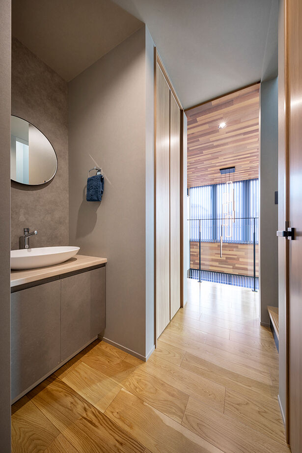 アールギャラリー(アールプランナー) 【3000万円台/30坪台/3LDK/間取り図】吹抜け×大窓×屋上庭園×家事ラク動線。日常と非日常がつながる素敵空間の建築実例画像15