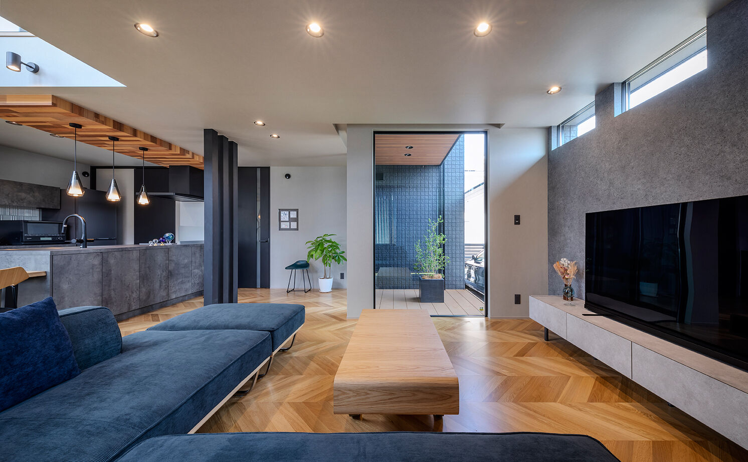 アールギャラリー(アールプランナー) 【3000万円台/30坪台/3LDK/間取り図】吹抜け×大窓×屋上庭園×家事ラク動線。日常と非日常がつながる素敵空間の建築実例画像18