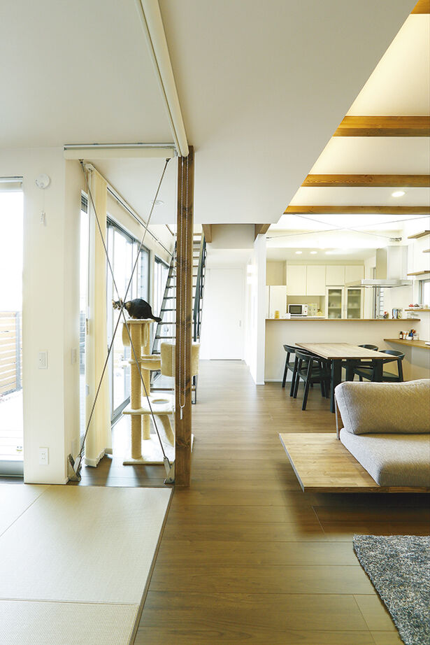 アールギャラリー(アールプランナー) 【2000万円台/2階建て/30坪台/間取り図】南面を閉じる逆転の発想。吹き抜けと中庭のある期待以上の家にの建築実例画像4