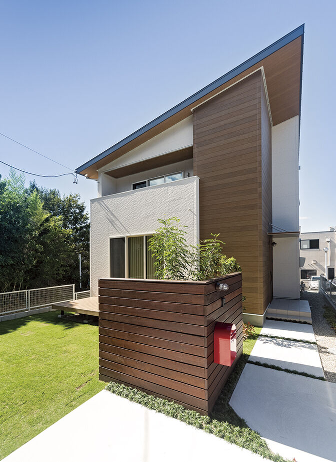 アールギャラリー(アールプランナー) 【2000万円台/30坪台/4LDK/間取り図】旗竿地を活かす設計。ピクチャーウインドウから竹林を望む暮らしの建築実例画像2