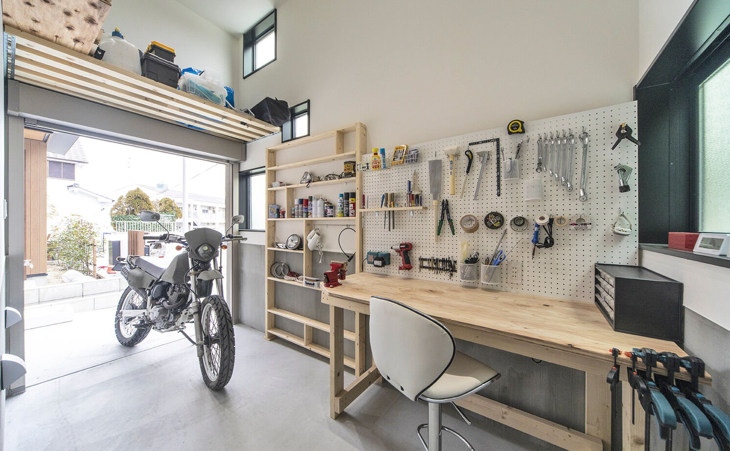 アールギャラリー(アールプランナー) 【2000万円台/30坪台/ビルトインガレージ/間取り図】2階リビングでカーテンいらずの開放的なガレージハウスの建築実例画像13