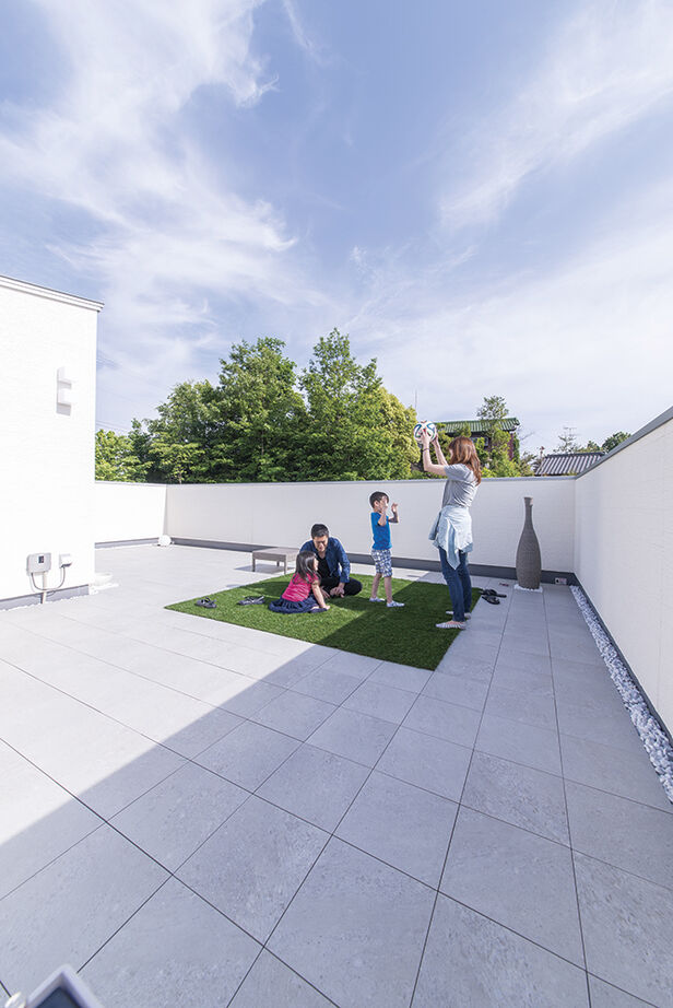 アールギャラリー(アールプランナー)  【1000万円台/30坪台/4LDK/間取り図】芝生で遊んで、デッキで寛ぐ、屋上のあるアウトドアリビングの家 の建築実例画像9