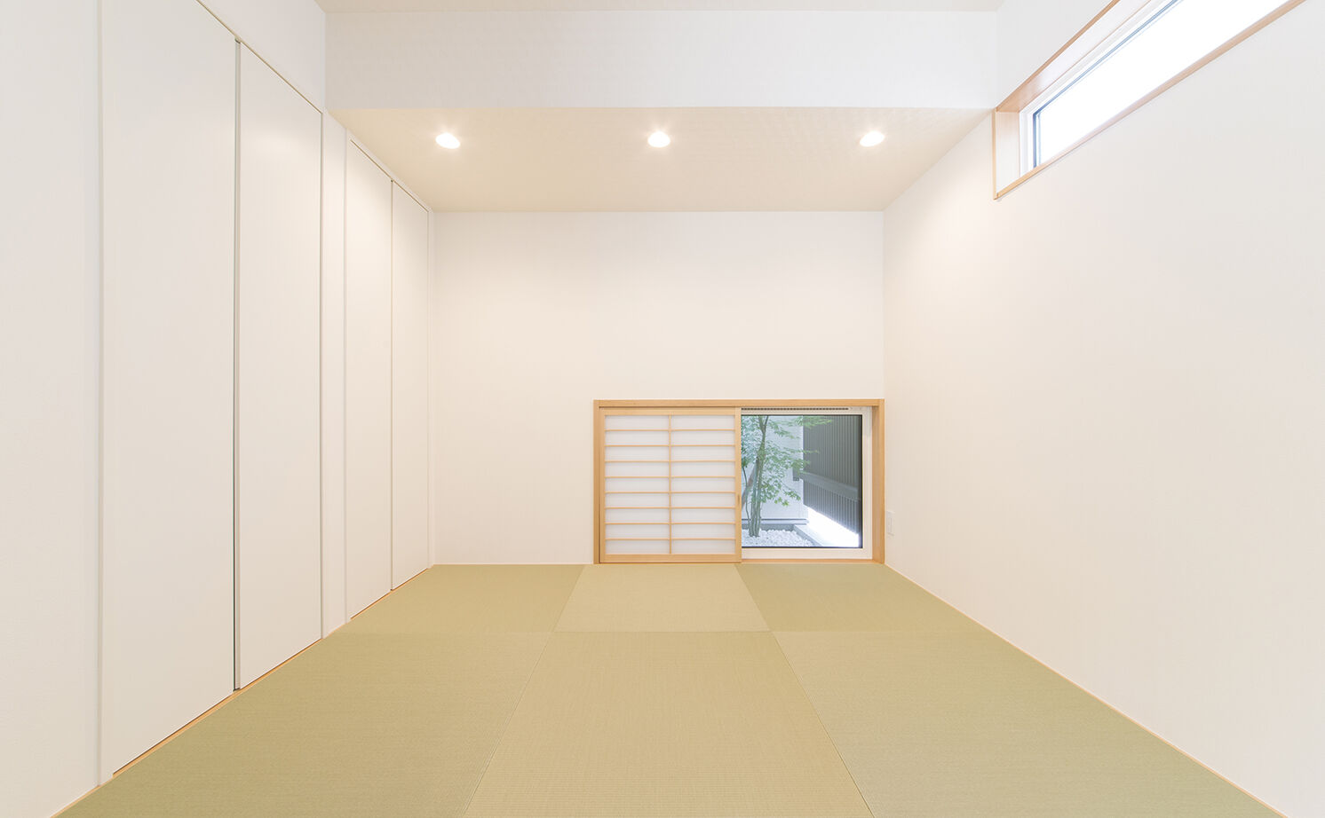 アールギャラリー(アールプランナー)  【1000万円台/30坪台/4LDK/間取り図】芝生で遊んで、デッキで寛ぐ、屋上のあるアウトドアリビングの家 の建築実例画像10