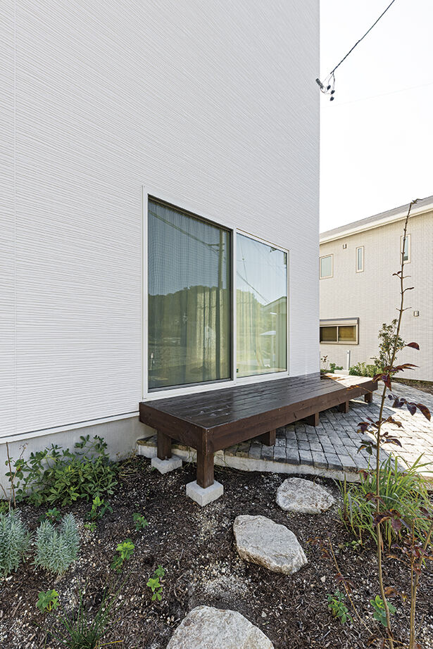 アールギャラリー(アールプランナー) 【2000万円台/40坪台/間取り図】屋上庭園から星空を眺める日々。吹抜けリビングが開放的な空の見える家の建築実例画像13