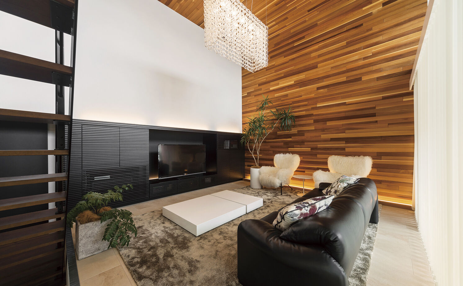 アールギャラリー(アールプランナー) 【ハイグレード/ガレージ/50坪台】毎日が高級ホテルのリゾートライフのよう。建築家と叶えたガレージハウスの建築実例画像7