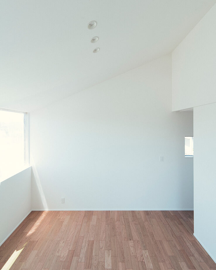 アールギャラリー(アールプランナー) 【1000万円台/20坪台/コンパクトな家/2階建て/3LDK/間取り図】土間玄関を備えた、雑味のないアート空間の建築実例画像8