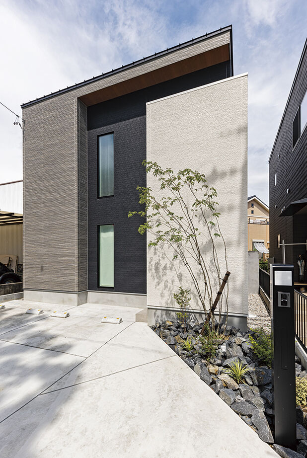 アールギャラリー(アールプランナー) 【1000万円台/30坪台/3LDK/間取り図】中庭を家族だけのプライベートラウンジに。外を閉じ、内を開放する家の建築実例画像3