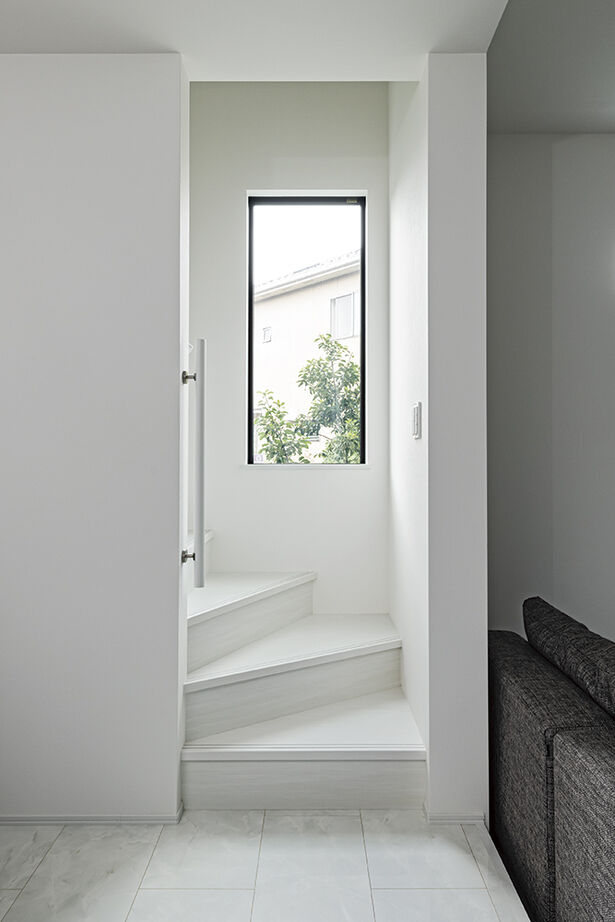 アールギャラリー(アールプランナー) 【1000万円台/30坪台/3LDK/間取り図】中庭を家族だけのプライベートラウンジに。外を閉じ、内を開放する家の建築実例画像13