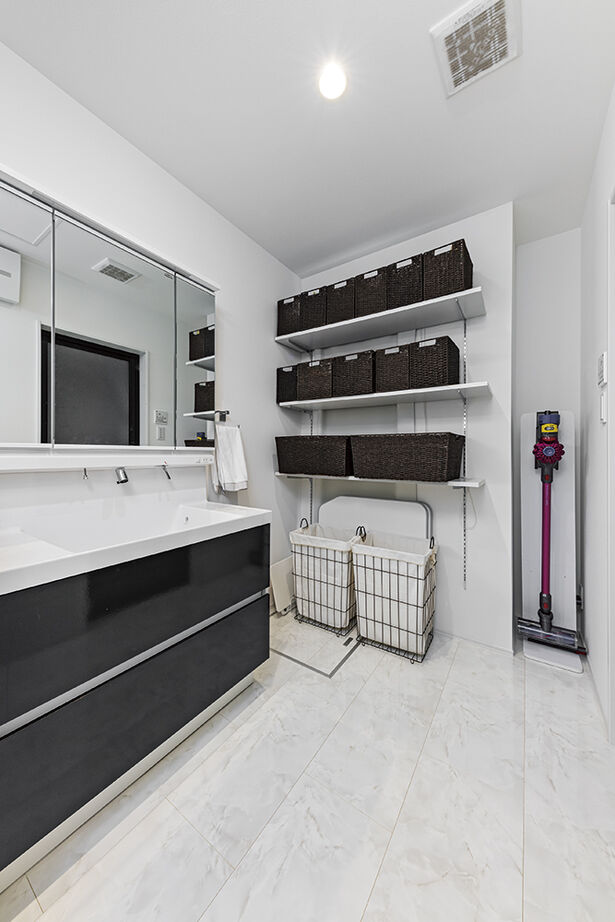 アールギャラリー(アールプランナー) 【1000万円台/30坪台/3LDK/間取り図】中庭を家族だけのプライベートラウンジに。外を閉じ、内を開放する家の建築実例画像15