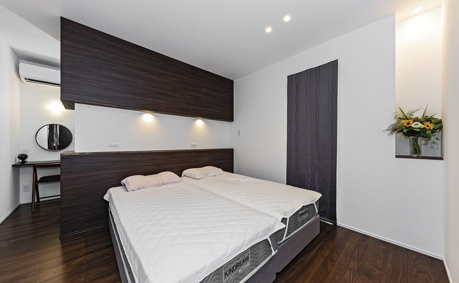 アールギャラリー(アールプランナー) 【1000万円台/30坪台/3LDK/間取り図】中庭を家族だけのプライベートラウンジに。外を閉じ、内を開放する家の建築実例画像16